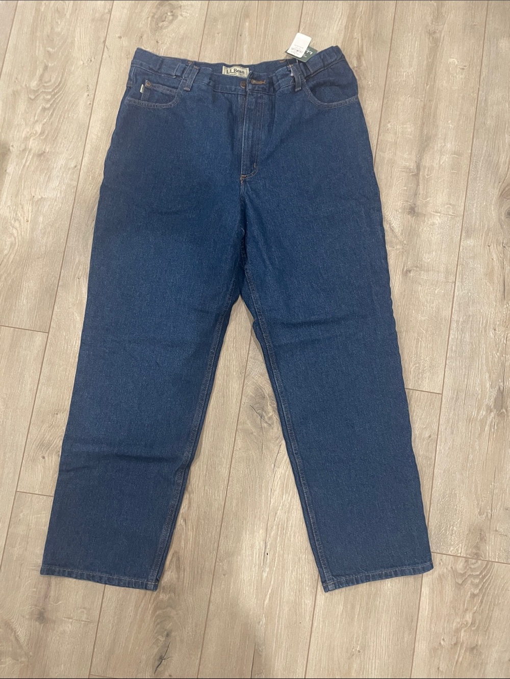 Classic Men's Dark Blue Jeans - Unbranded